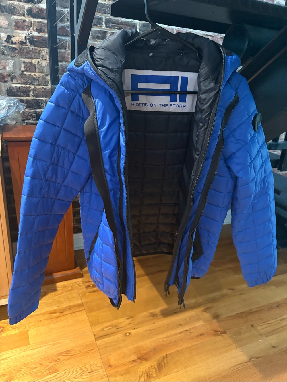 AI Riders On The Storm Men's Blue Quilted Ski Jacket w/integrated goggles & hood
